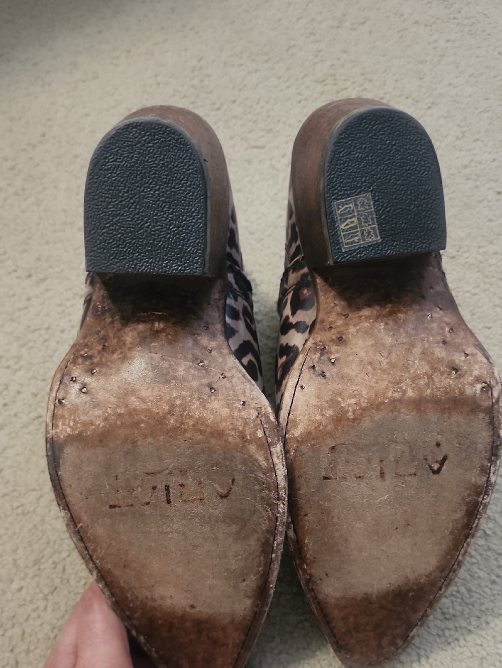 ARIAT DIXON Leopard Print Bootie - Picture 5 of 7